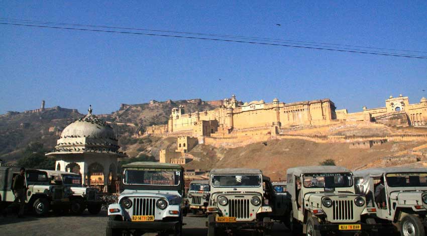 Night Jeep Safari Tour in Jaipur